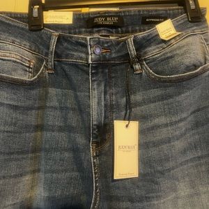 Judy Blue boyfriend cut jeans